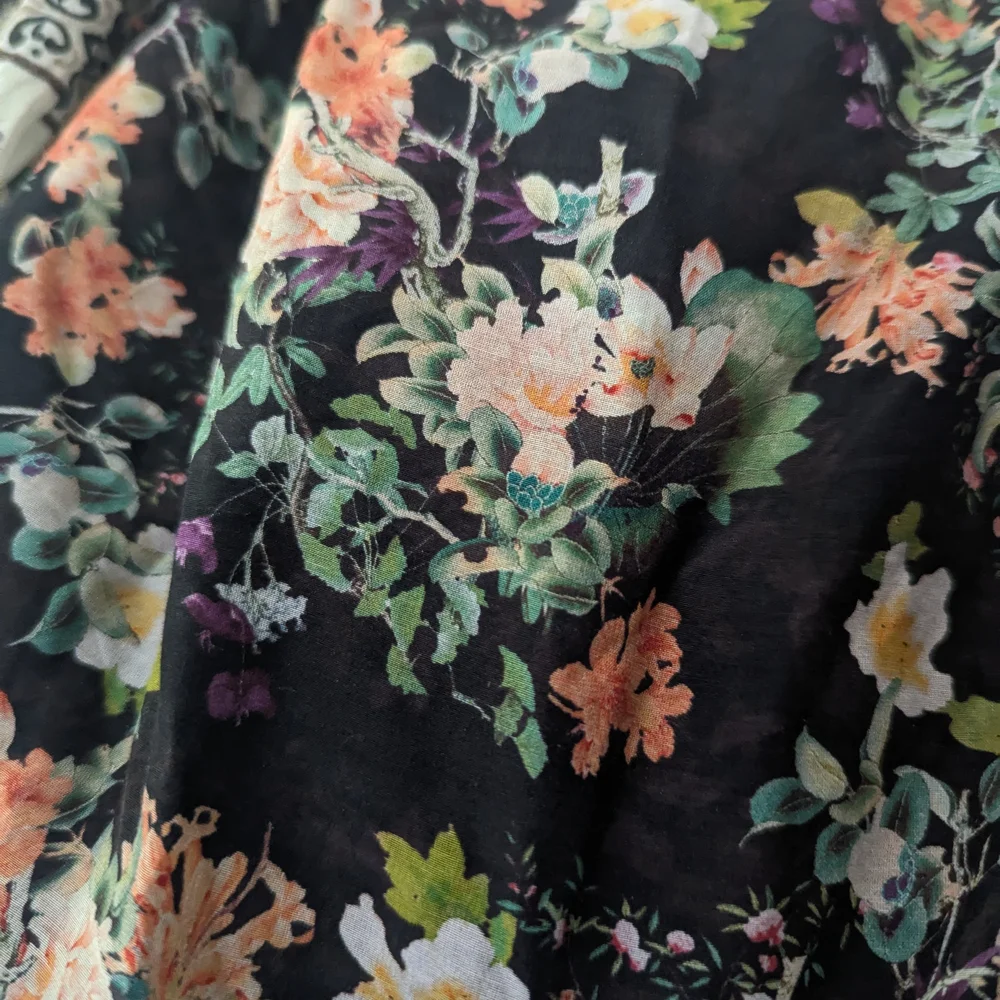 Alice + Olivia Floral Black Blouse - Picture 4 of 5